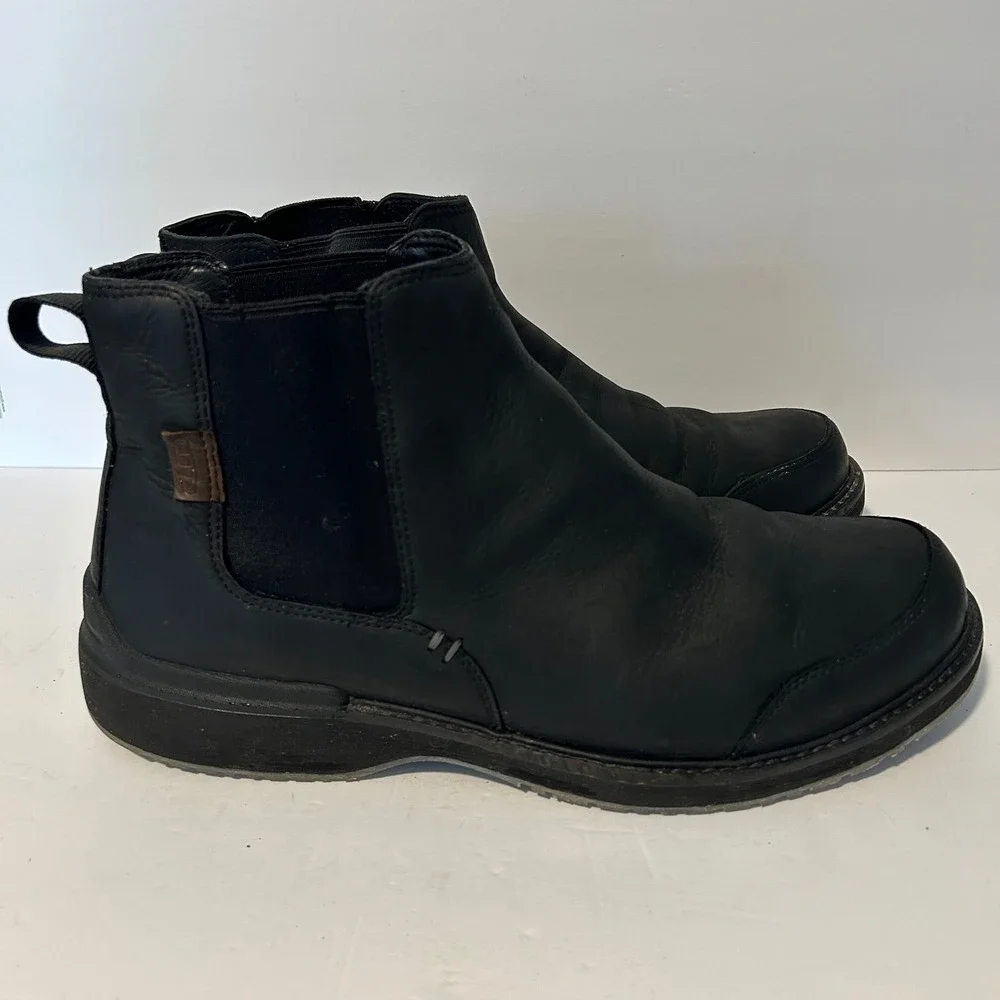 KEEN Eastin Chelsea Boots Mens 13 Black Leather Ankle Slip On Gorpcore Utility